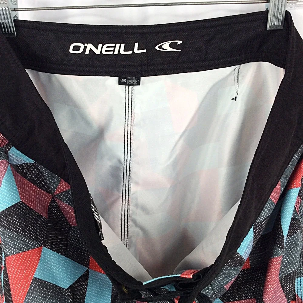 O'Neill Board Shorts Men's Size 36 Red Blue Black Geometric Swim Shorts